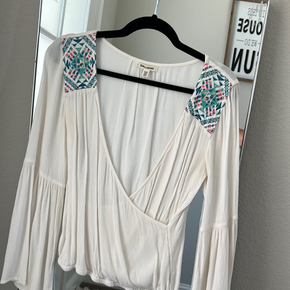 Billabong Cream & Tribal Blouse (Size M)